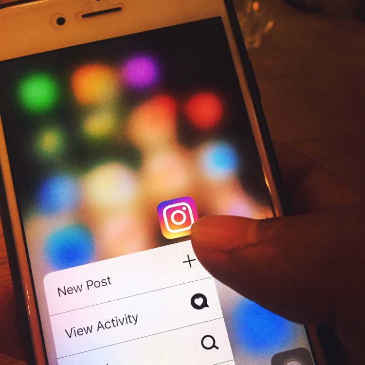 Comment on instagram posts.