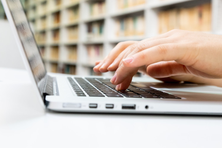 Commenting on youtube.