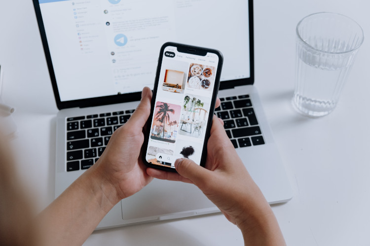 How to earn money by liking photos